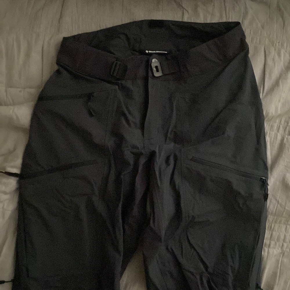 BLACK DIAMOND women’s ski pants. Worn once!!